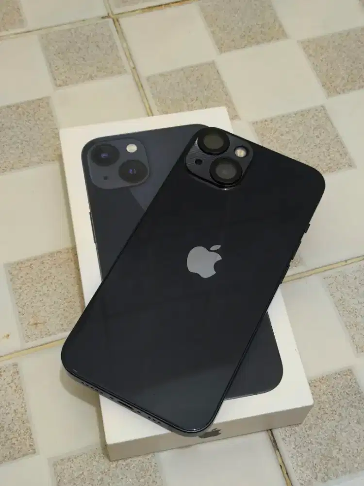 Apple Iphone 13 Reguler 128 IBox 98% Pribadi Istimewa bukan pro max