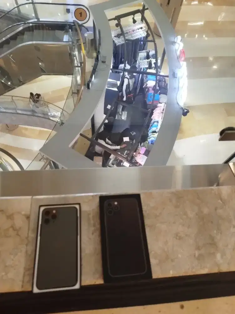 iPhone 11 pro max 512gb pastikan baru