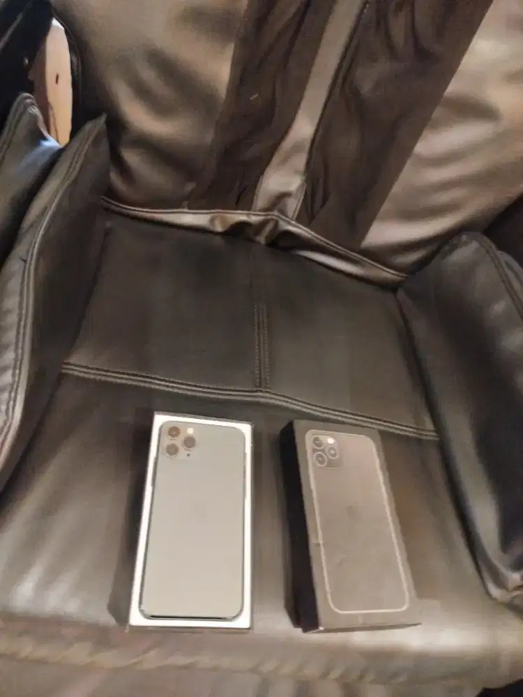 iPhone 11 pro max 512gb pastikan baru