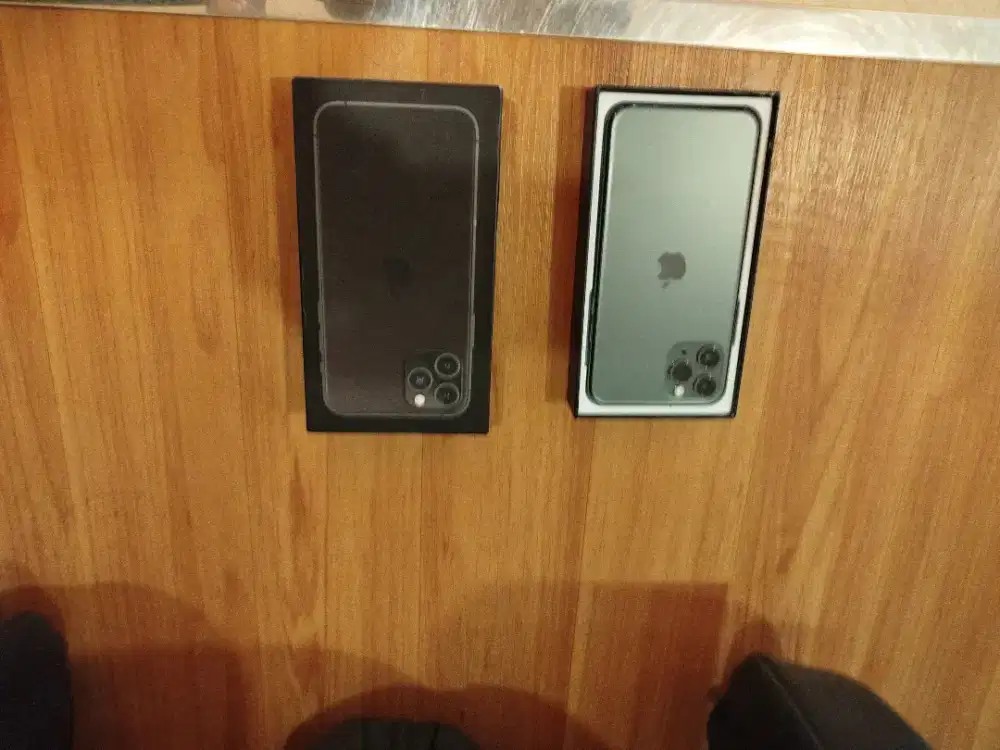 iPhone 11 pro max 512gb setiap baru