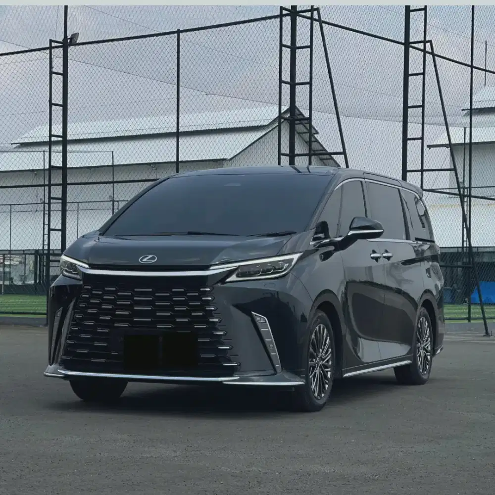 Lexus LM350H Hybrid 7 Seater AT 2024 Black Like New