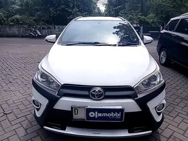 LOW DP Toyota Yaris 1.5 TRD Sportivo Heykers Bensin-AT 2017 AGD