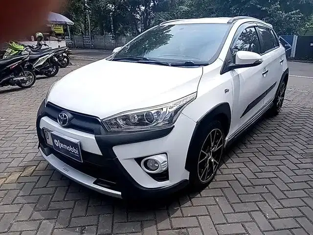 LOW DP Toyota Yaris 1.5 TRD Sportivo Heykers Bensin-AT 2017 AGD