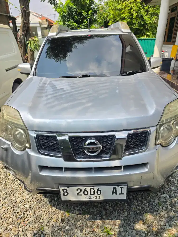 Nissan xtrail xt t31 2011 silver A/T (facelift)