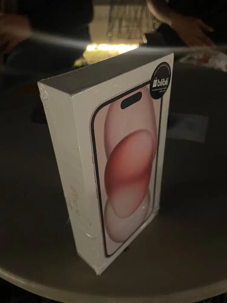 iPhone 15 pink 128