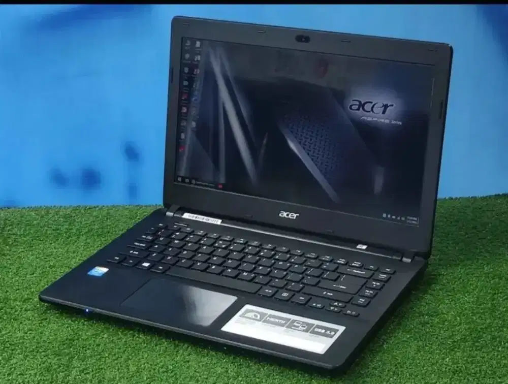Laptop Acer aspire es1432