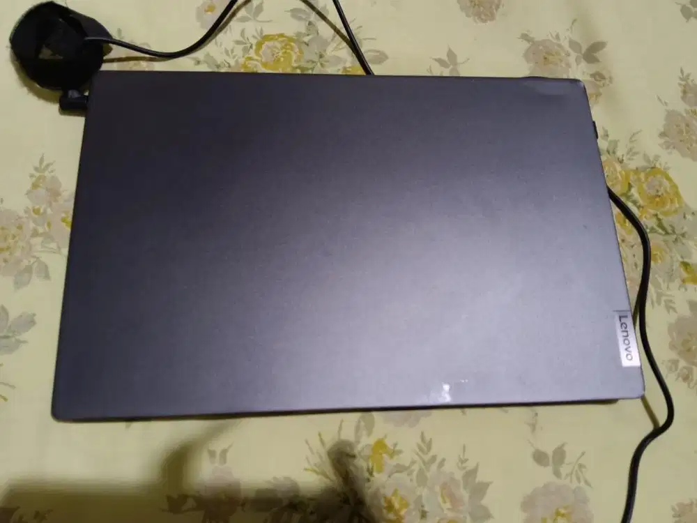 Lenovo Ideapad 14itl05 core i5 8GB 512