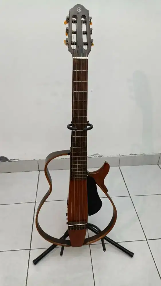 Silent Guitar Yamaha SLG 200 N