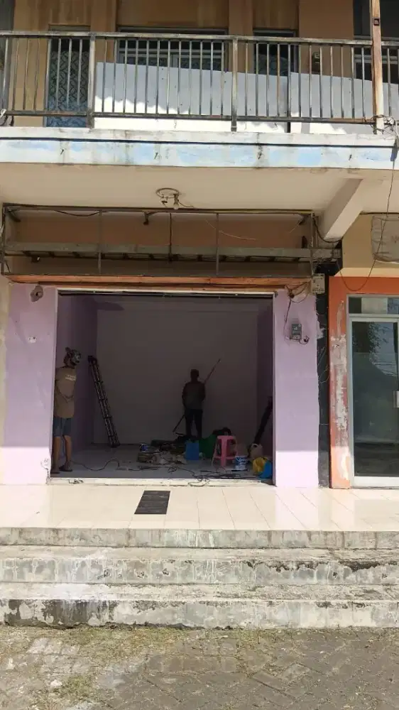 Dicari karyawati jaga toko di sbd Driyorejo