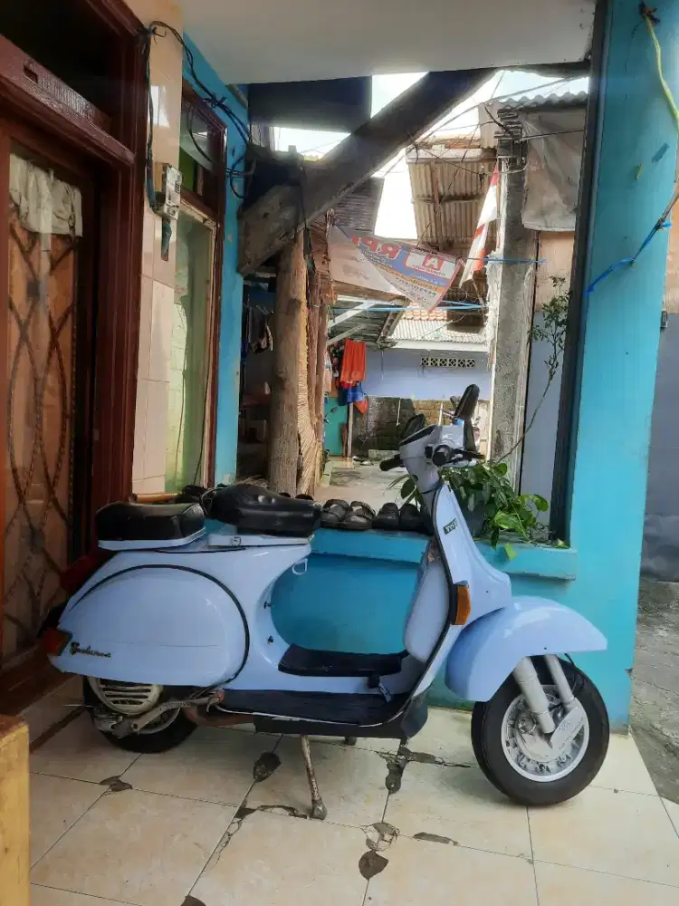 VESPA EXCLUSIVE 2 1991 warna biru abu abu rare