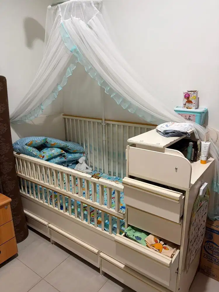 Tempat tidur anak