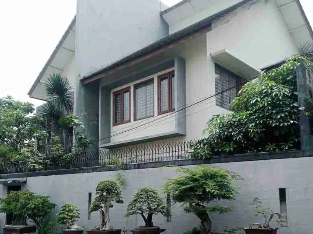 RUMAH MEWAH DI JL WOLOGITO RAYA KEMBANGARUM SEMARANG BARAT