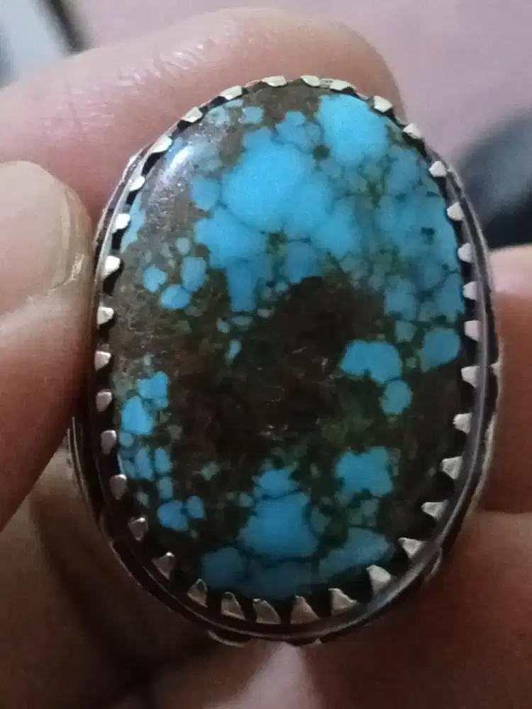 Dimaharkan pirus Persia buhun, bukan bacan, ruby, motor, mobil, rumah