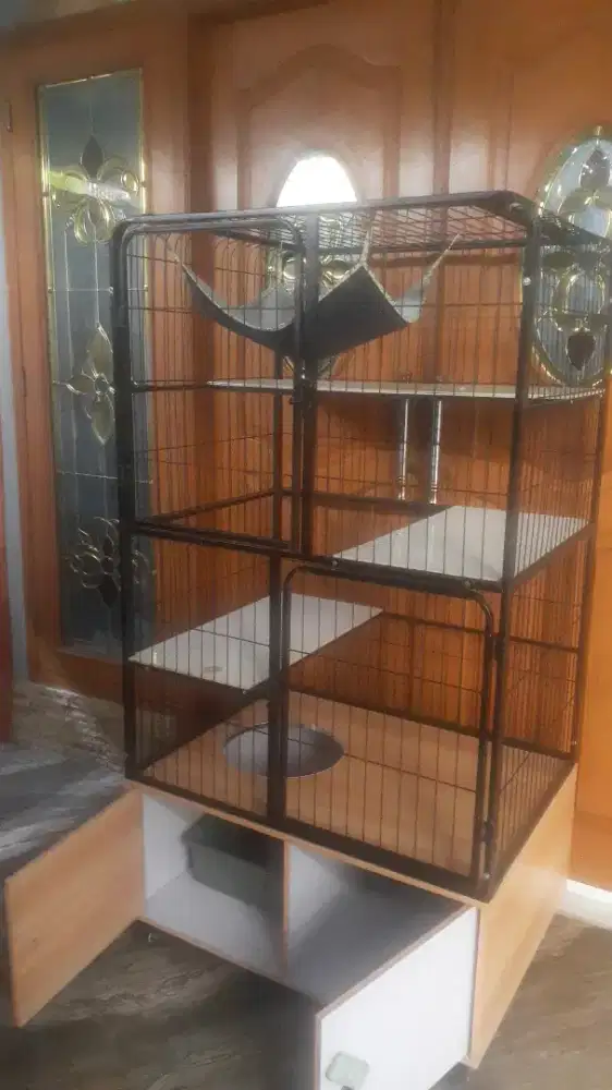 Kandang kucing impor