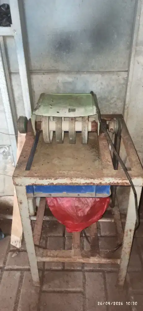 Mesin poles dan potong batu akik