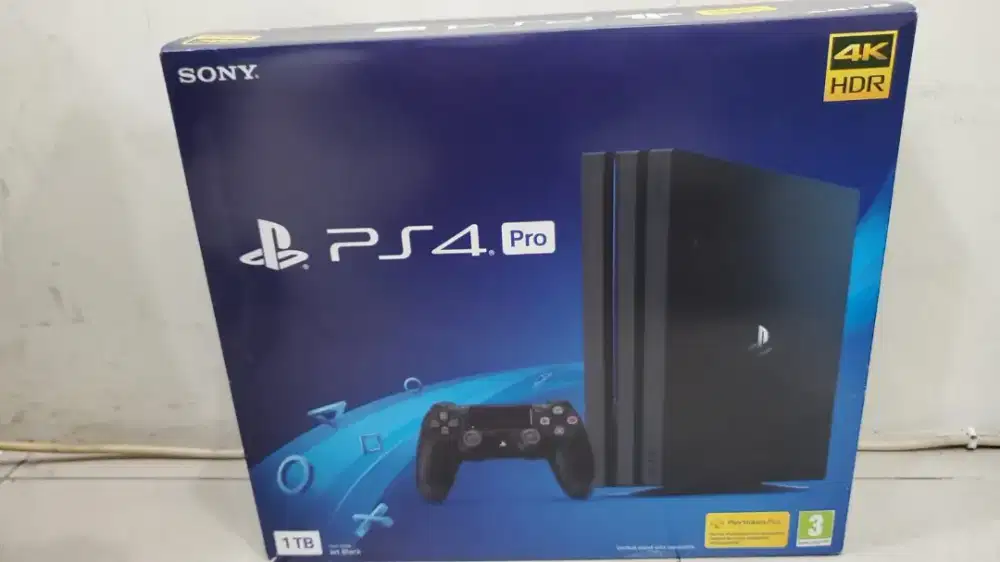PS4 Di beli saya mau cari ps 4 yang mau di jual saya bayarin langsung