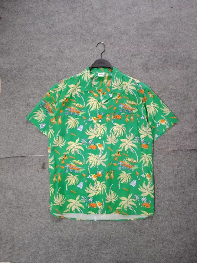 Hawaii shirts URBAN kemeja size L