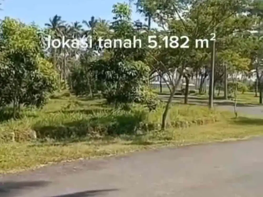 Jl tanah kosong pantai barat pangandaran
Pamugaran 
Lt 8.700 m²
Lokasi dekat dg hotel2 ternama
Harga 2,9 jt / m² ff