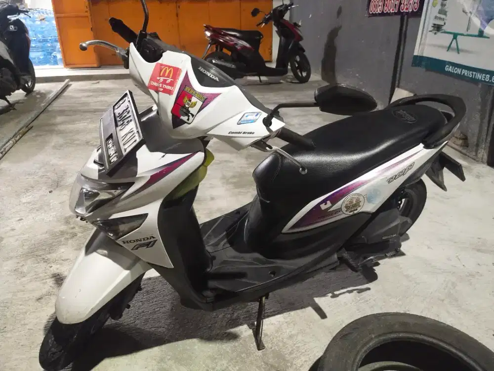 Honda Beat Pop Putih Pemilik Dokter