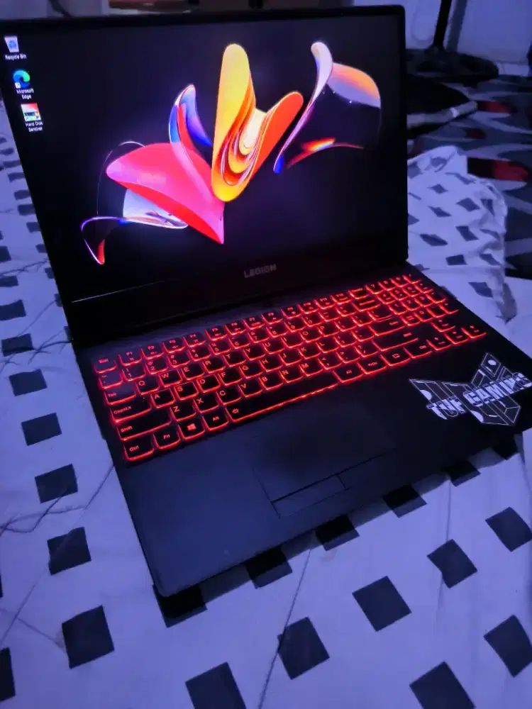 Legion Y7000 Core i5 9300H, SSD 512 ,VGA GTX 1650 .