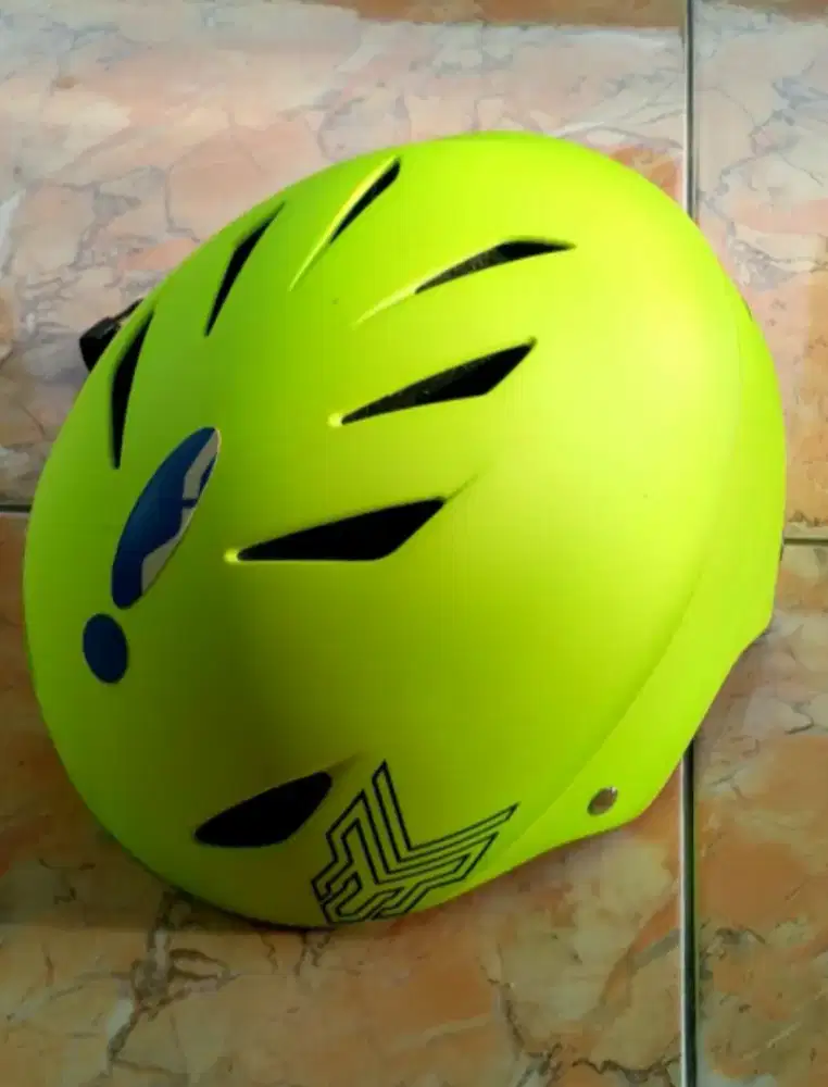 Helm sepeda merk MXL for women