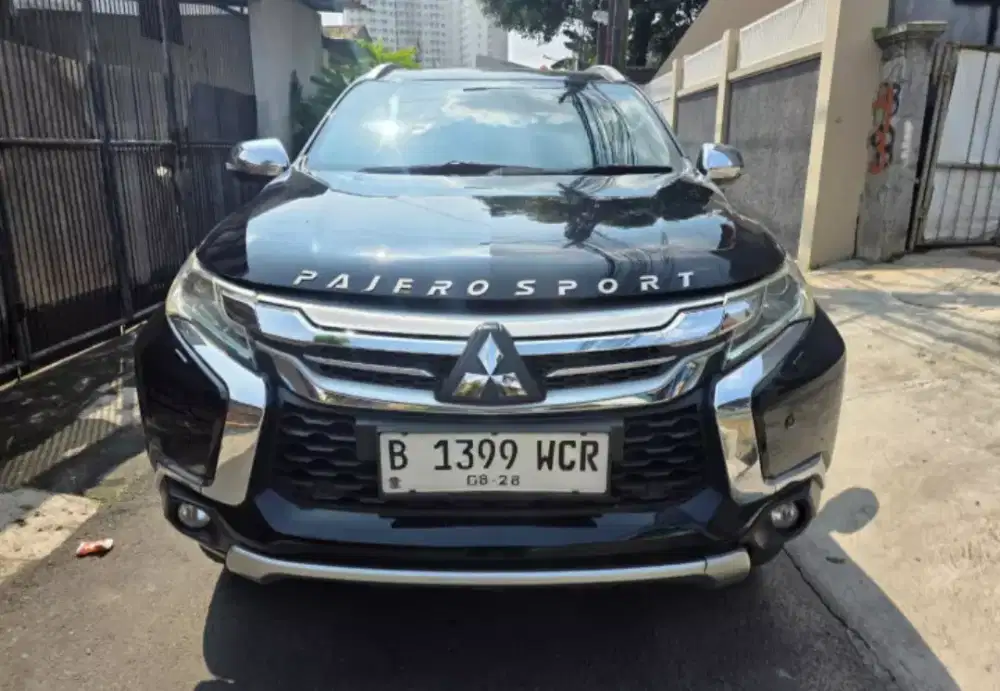 Mitsubishi Pajero Dakar Rockford Fosgate Limited edition 2018  AT