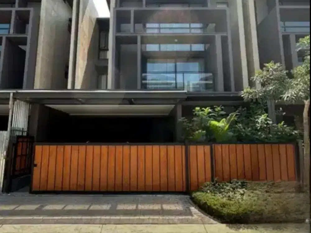 Rumah di Perumahan Elite THE ZORA - Cluster KANADE at BSD City, Bonus Lift