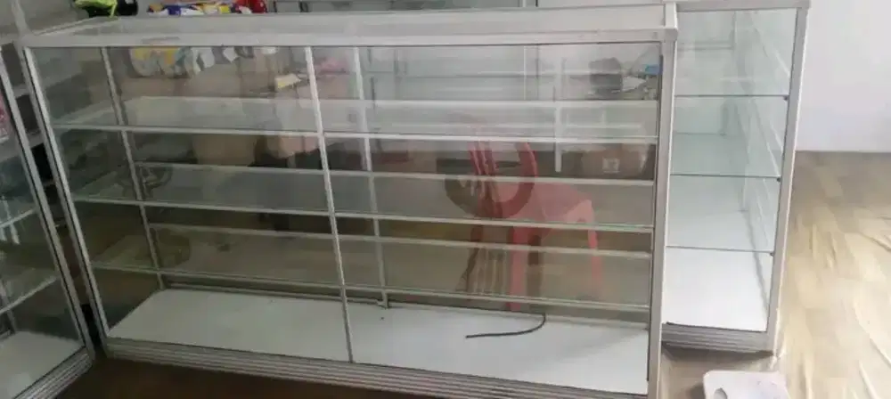 Dijual 3 unit etalase kaca
