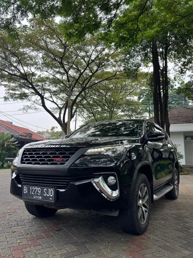 Dijual fortuner at diesel 2017 super istimewa zero spet full original