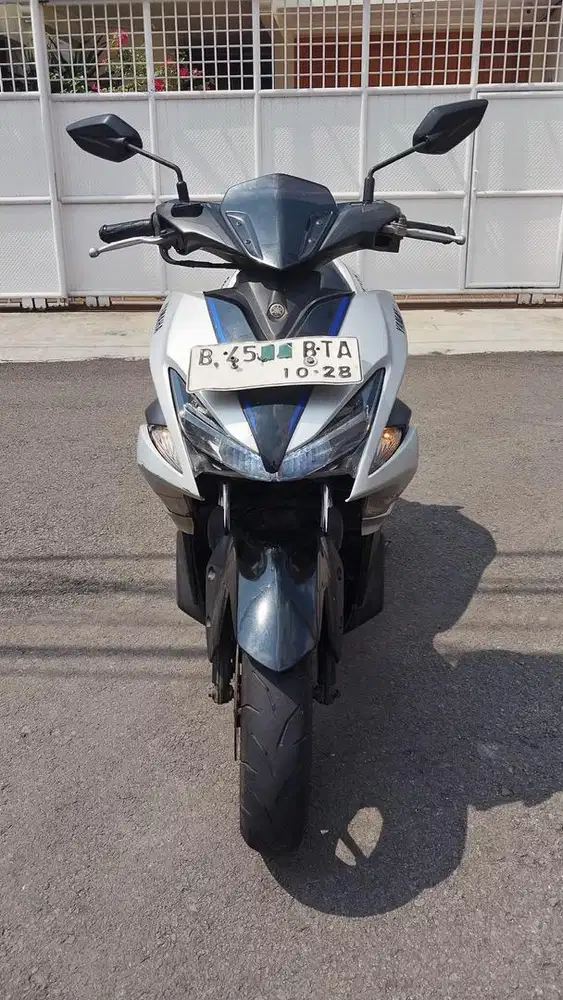 YAMAHA AEROX TYPE R 2018 PAJAK PANJANG SS LENGKAP GADA PR SIAP PAKAI