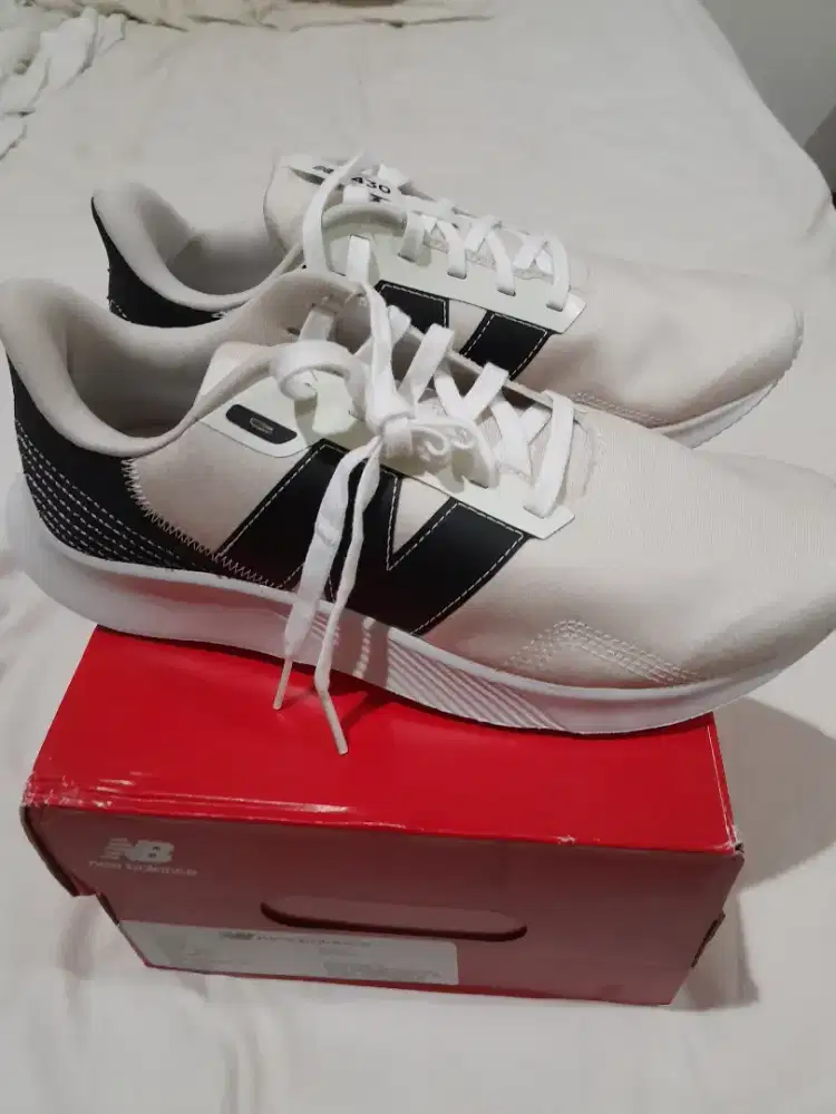 NEW BALANCE 430 41,4