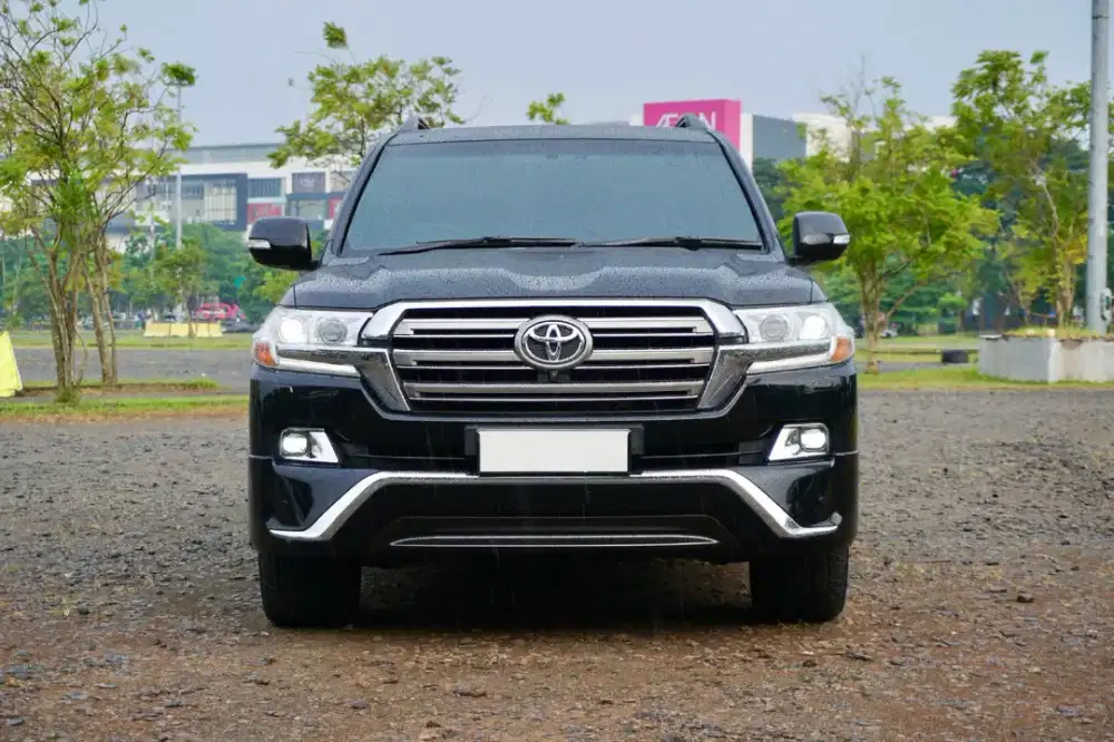 Toyota Land Cruiser VX-R 4x4 2018 Sisa 1 Unit