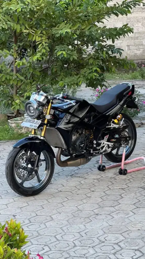 Kawasaki ninja ss 2012