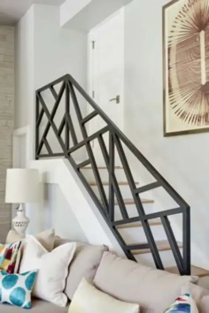 reling balkon minimalis