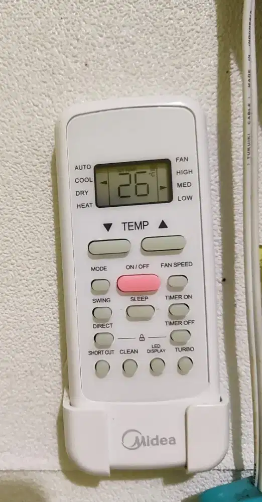 Dijual AC merk midea