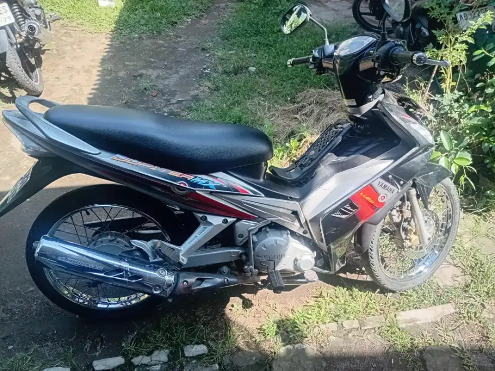 Yamaha Jupiter MX THN 2006 plat AB sleman