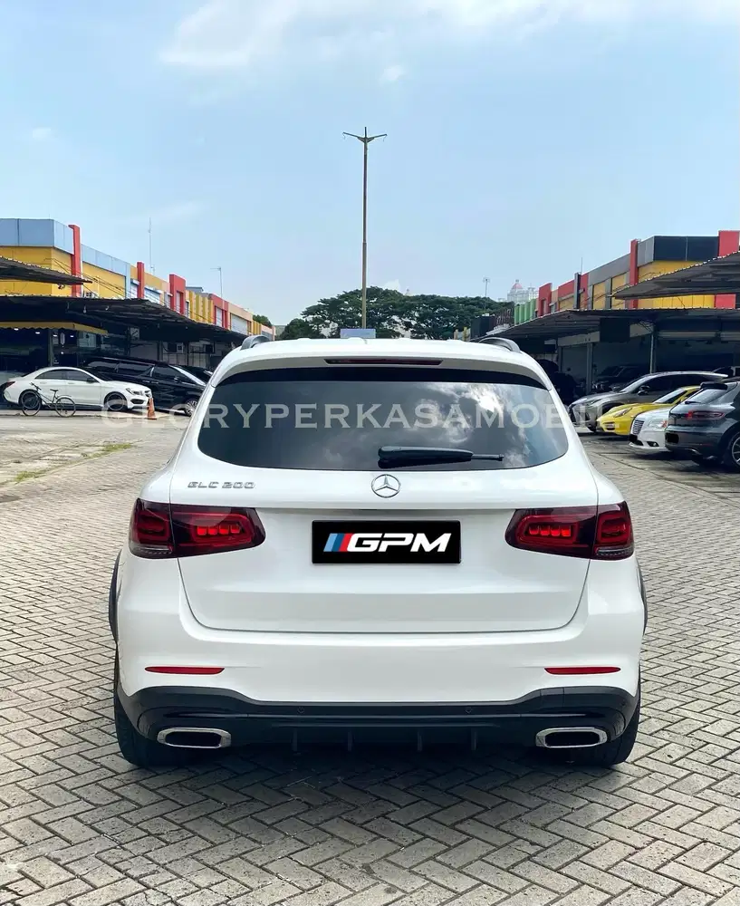 Mercedes Benz GLC200 AMG Night Edition 2022/ 2023 KM 25rb ANTIK