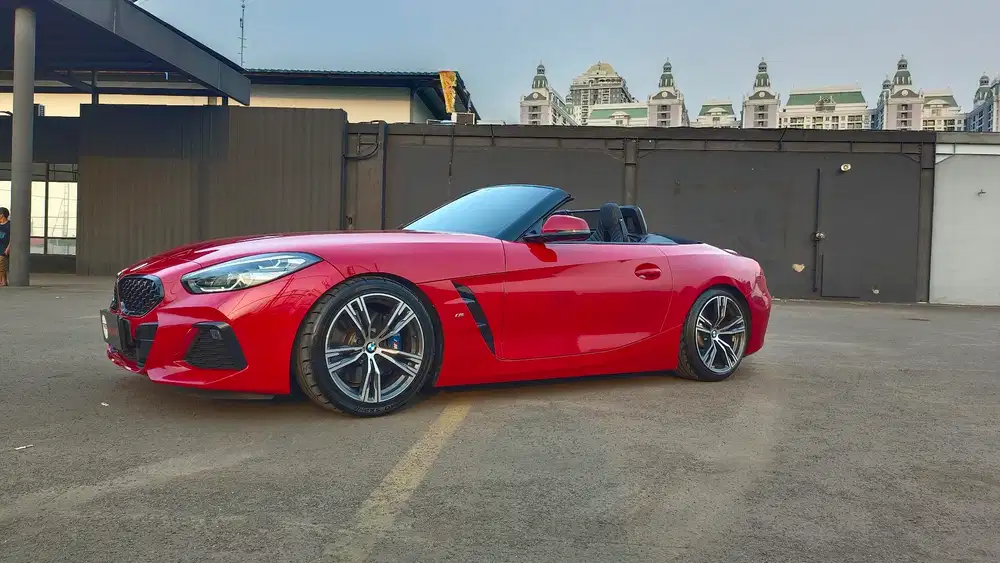 BMW Z4 3.0 idrive tahun 2019 low kilometer