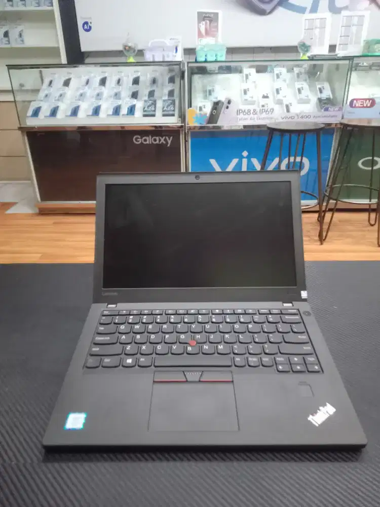 YANG CARI LAPTOP MURAH SPEFIKASI MEWAH LANGSUNG WA LAPTOP LENOVO