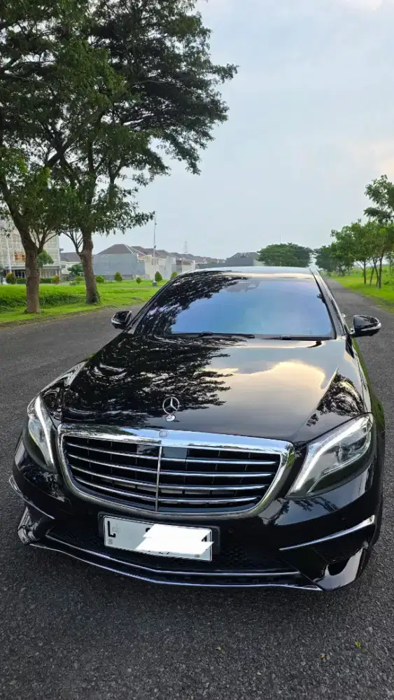 Mercedes benz S400 Hybird LOW KM !!!