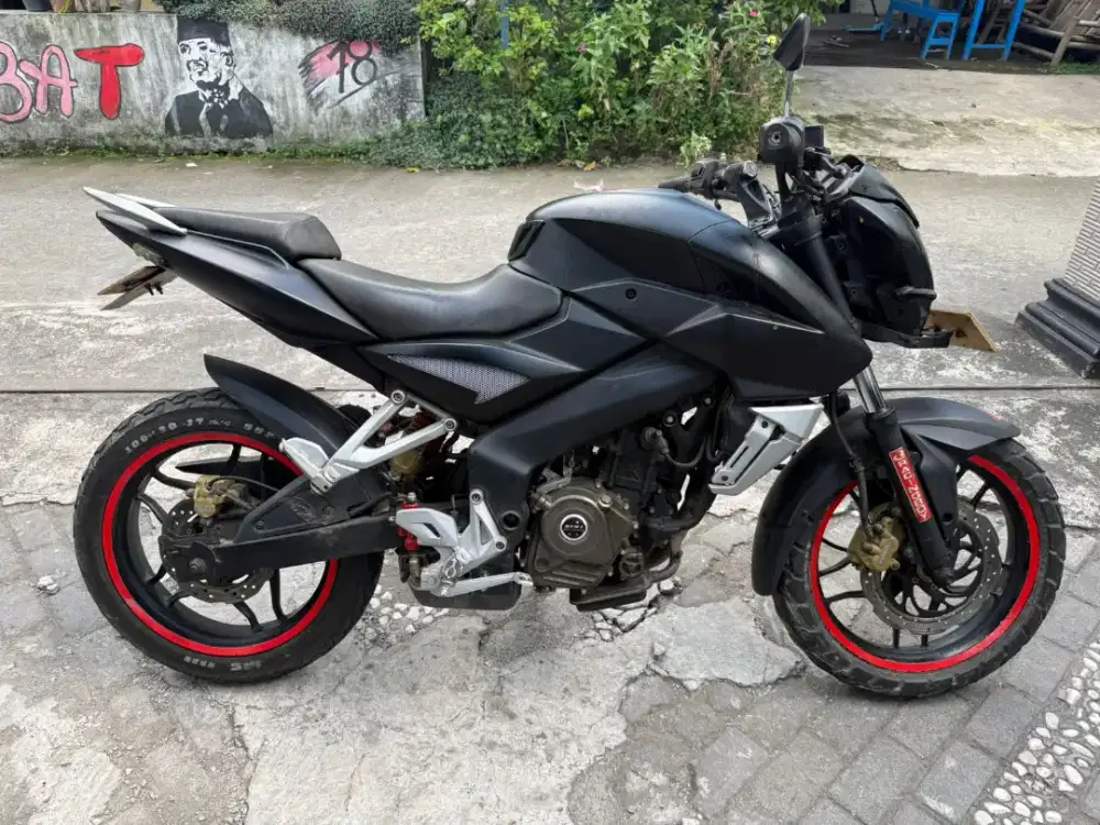Kawasaki BR 200 CC THN 2014 plat AB Sleman