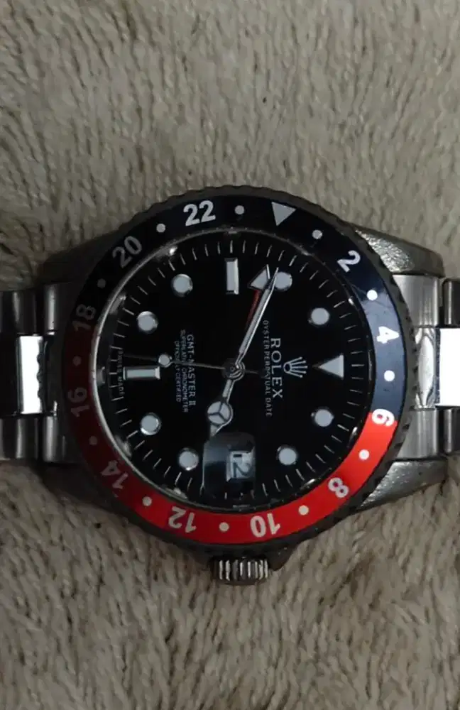 Arloji jam tangan otomatis