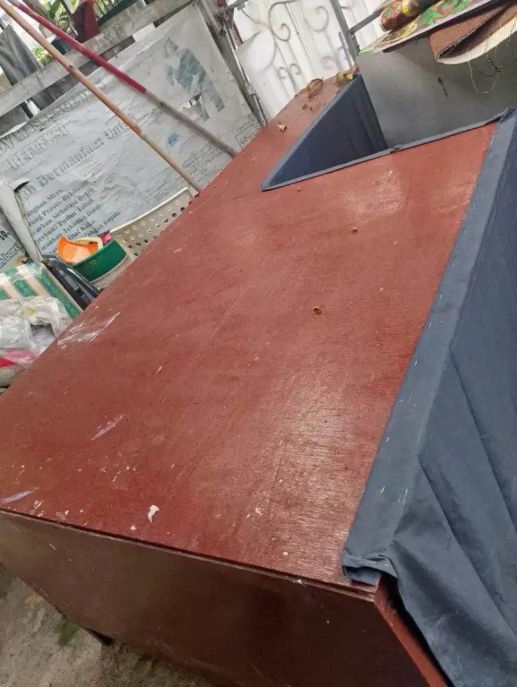 Model meja leter L panjang 2.50 meter lebar 1.40 meter