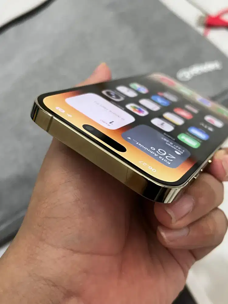 iPhone 14 Pro no minus