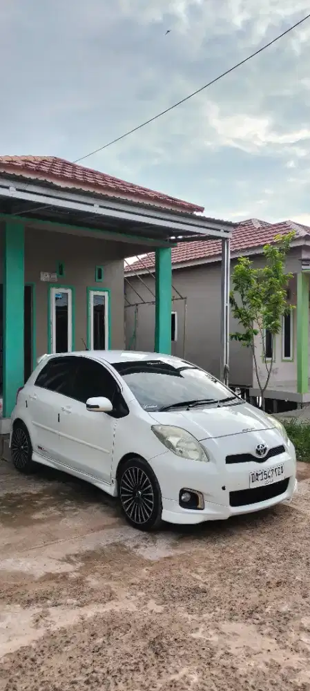 Toyota yaris S matic