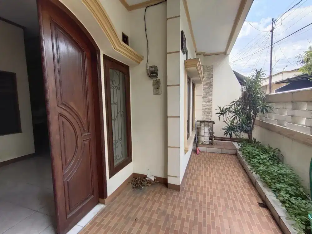 Rumah Bisa Kantor, Lokasi Strategis di area Cipete, Antasari, Kemang, Fatmawati