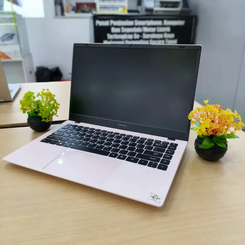 LAPTOP ADVAN SOULMATE X2 COCOK BUAT PELAJAR/MAHASISWA ;)