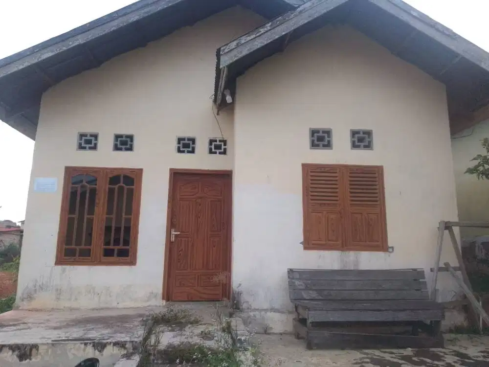 Jual rumah secepatnya. Harga bisa NEGO