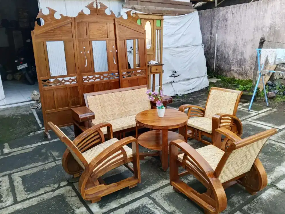 Kursi sedan leter D cirebonan lawasan jati