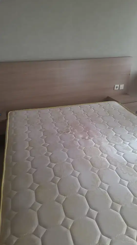 Sewa bulanan unit studio